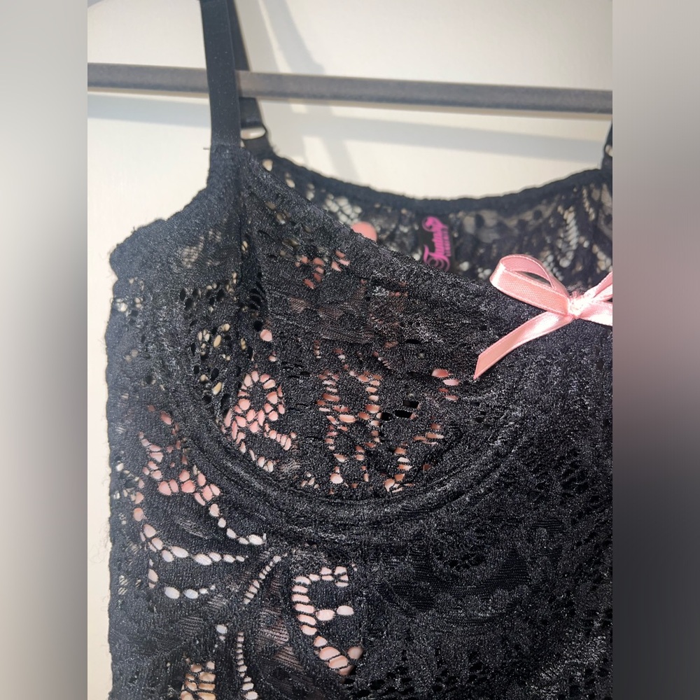 Fantasy lingerie, Black lace S/M NEW never worn top